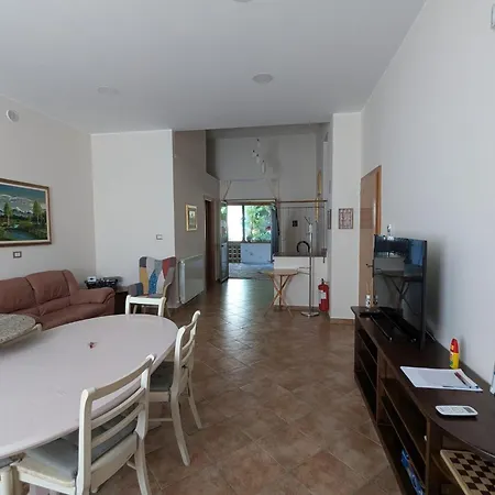 Lemon Tree * La Rocca